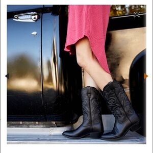 Ariat Heritage R Toe Western Boot